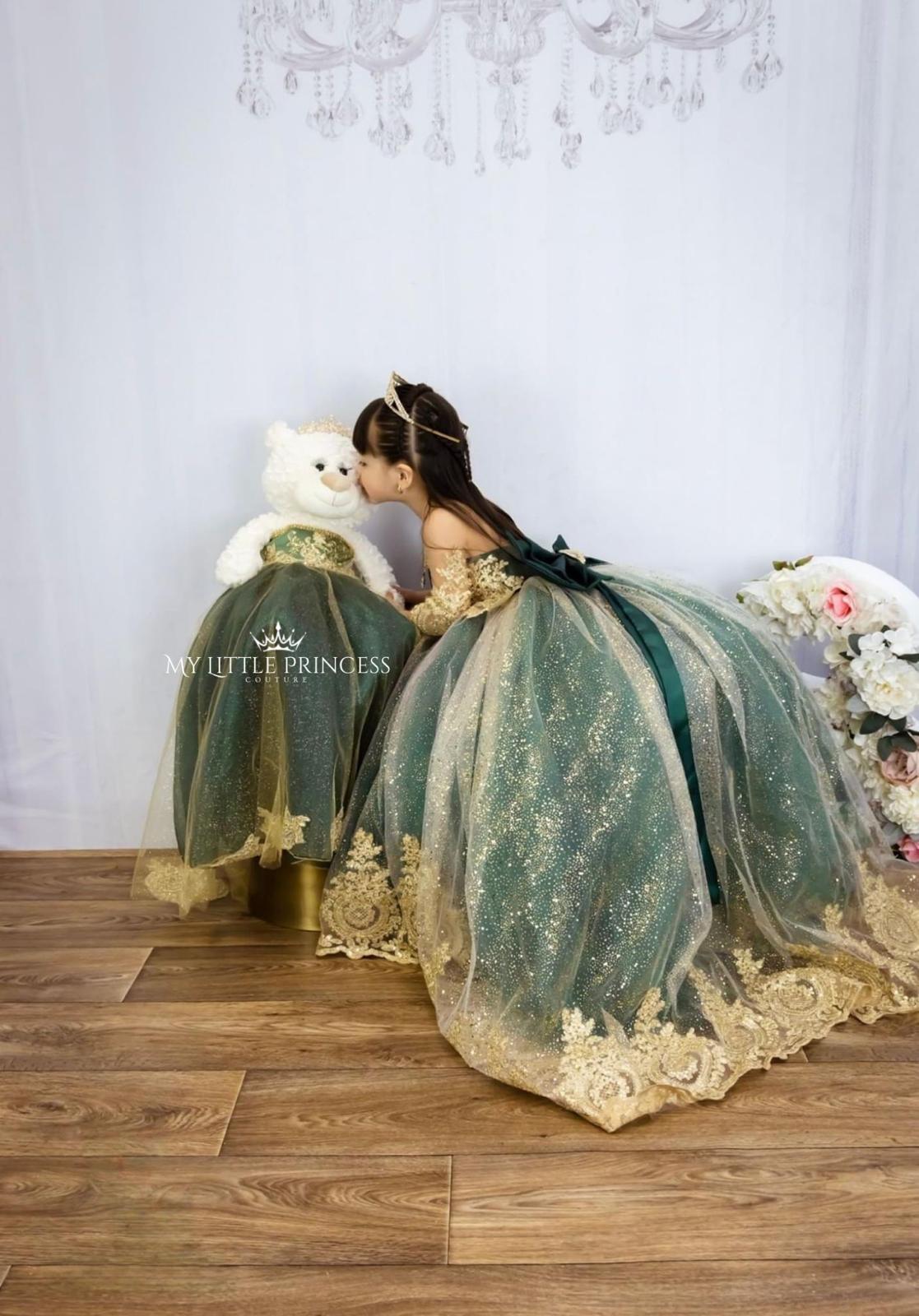Ines Emerald