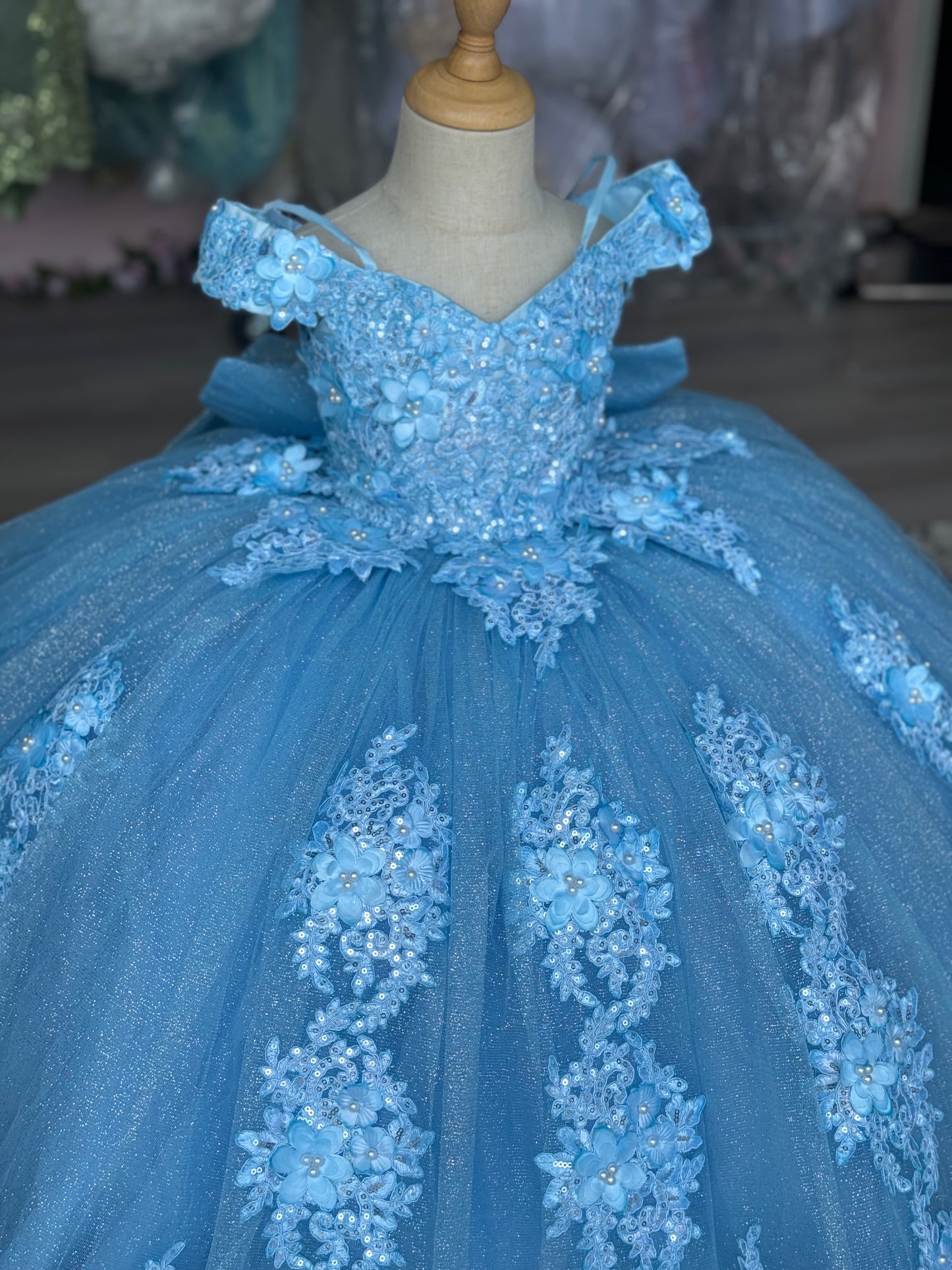 Adara Baby Blue