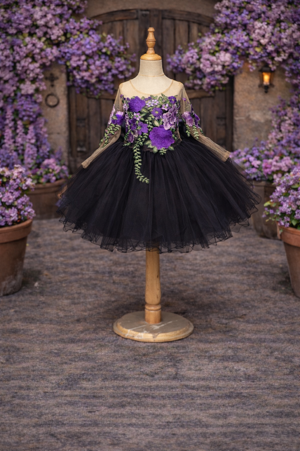 In. Gabriela Black/Purple