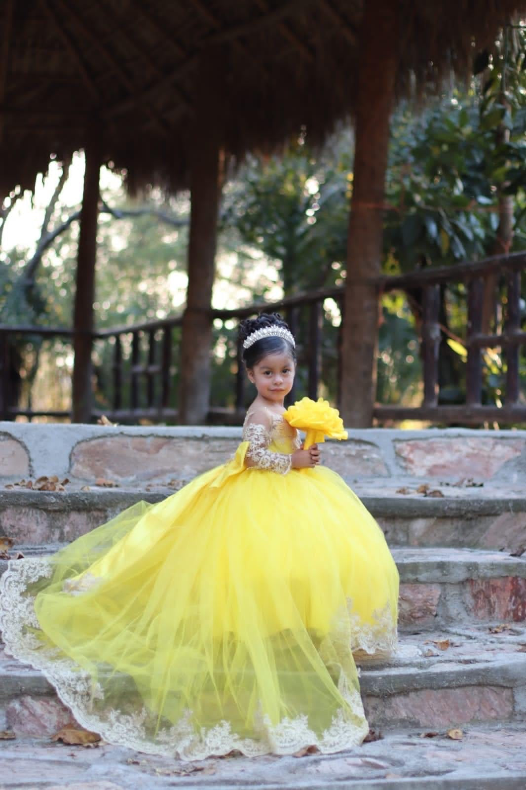Isabella Yellow