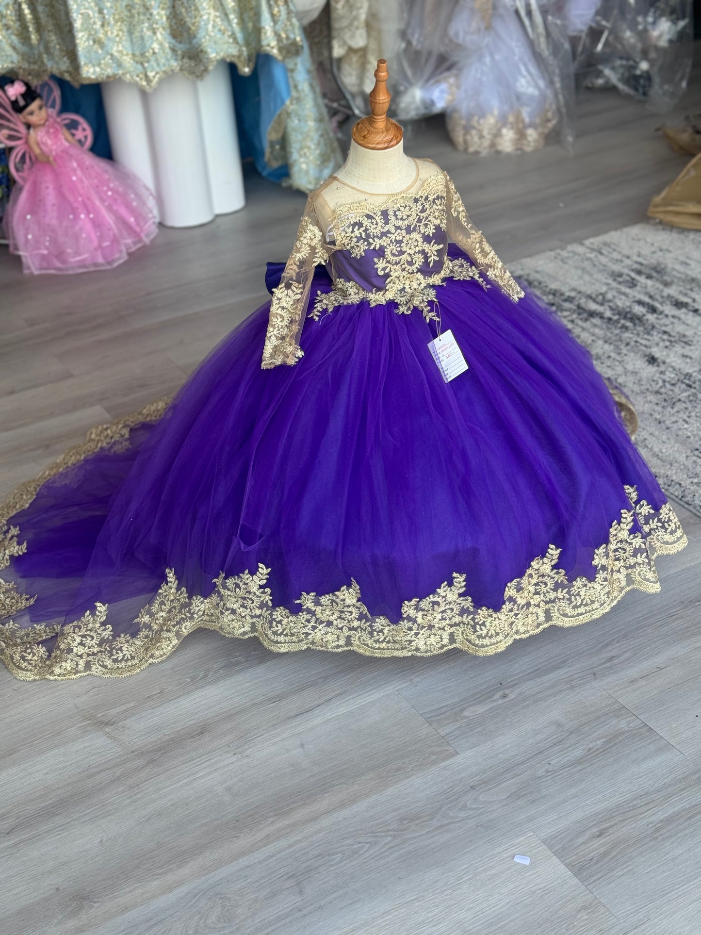 In. Isabella Purple