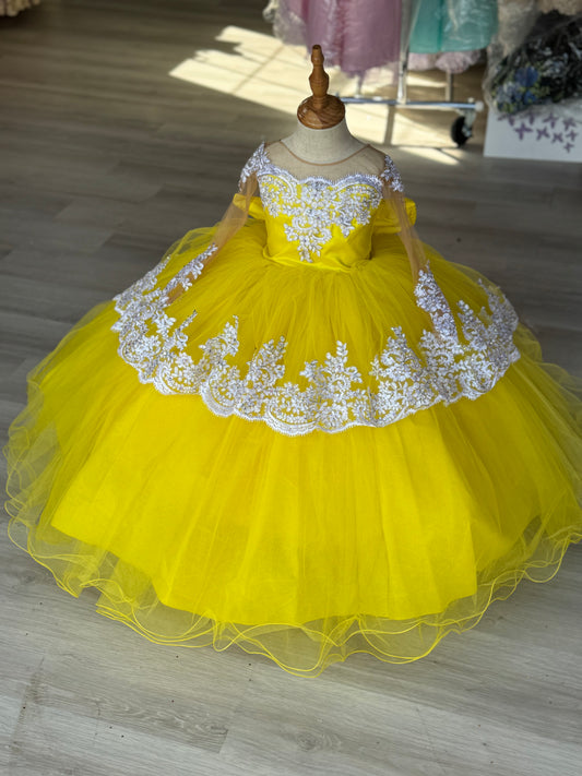 In. Lisbeth Yellow