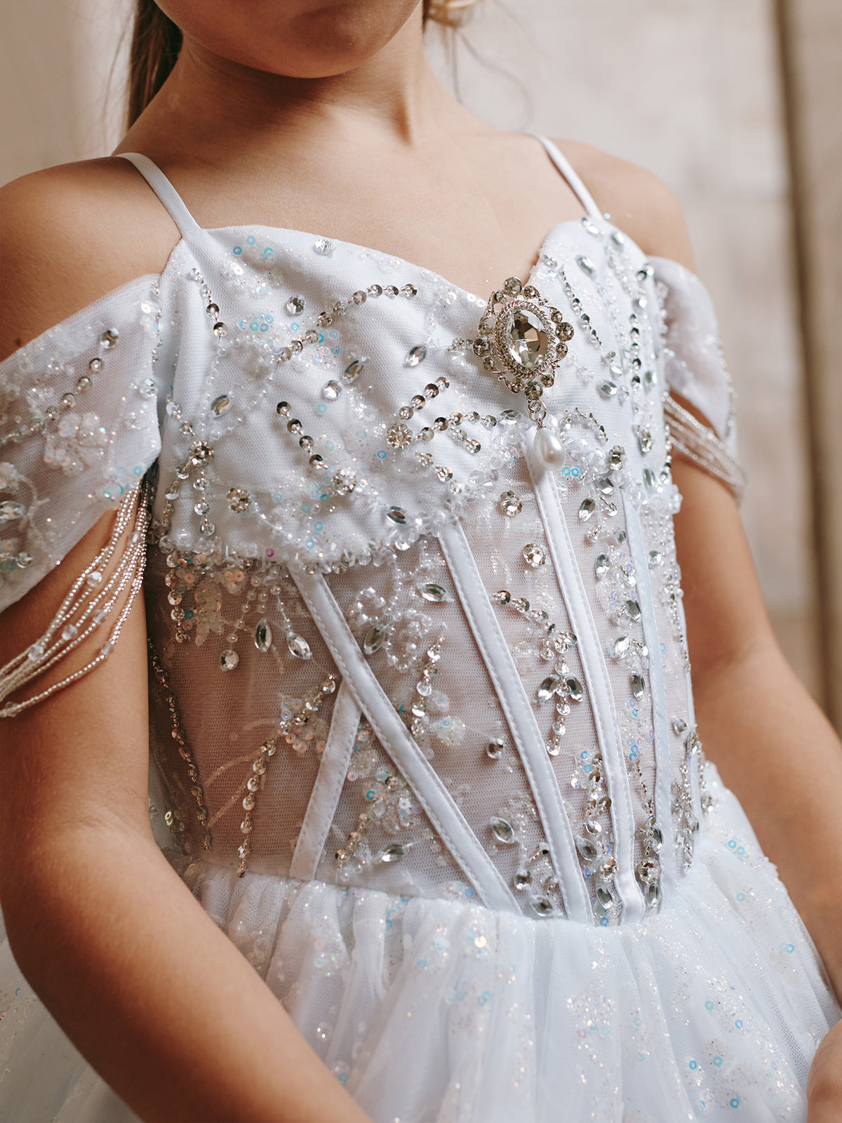 Style 7052