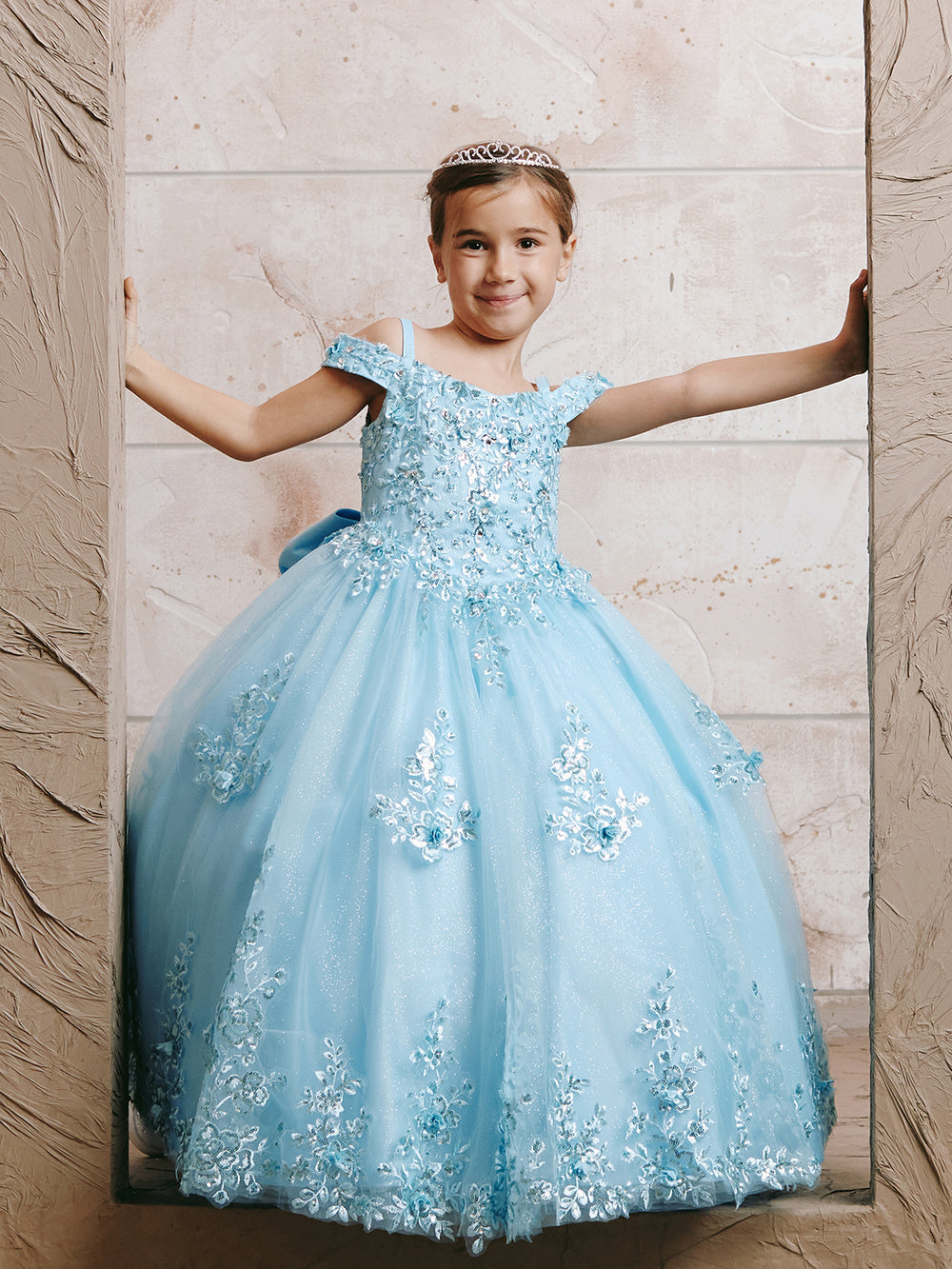 Style 7051