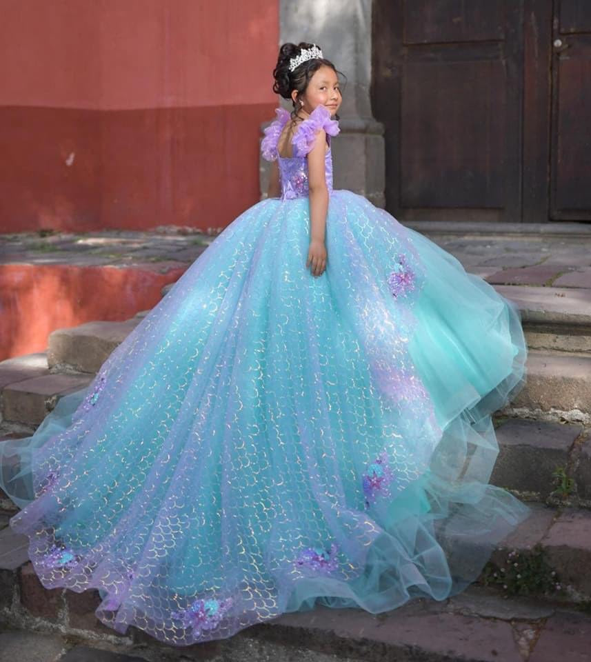 In. Little Mermaid Esp