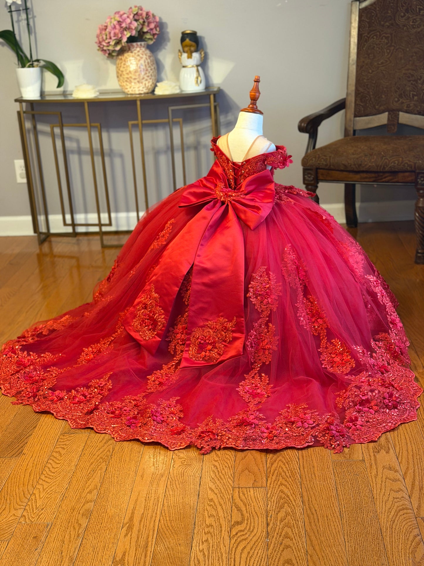 Adara Deluxe Red