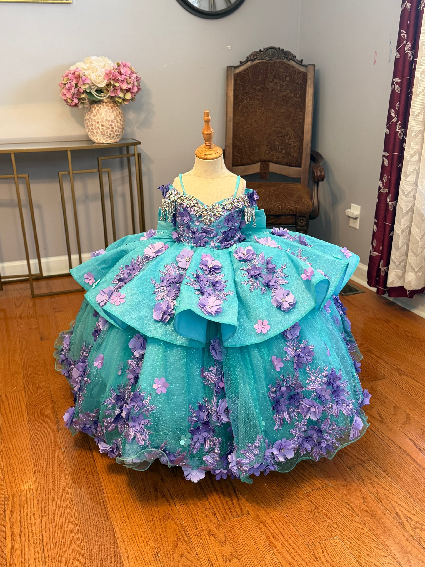 Anahí Aqua/Lilac