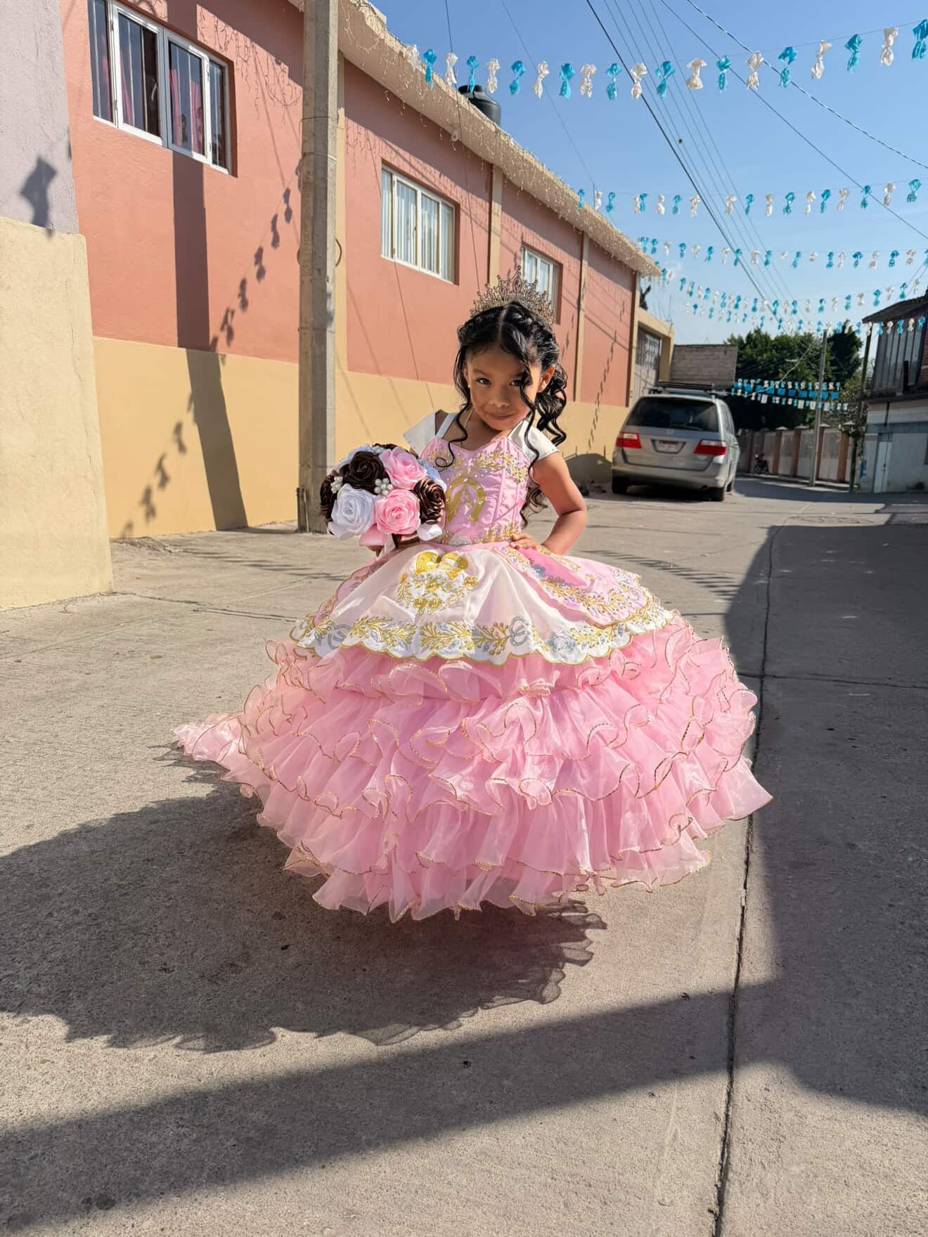 Maria Juana Pastel/Ivory